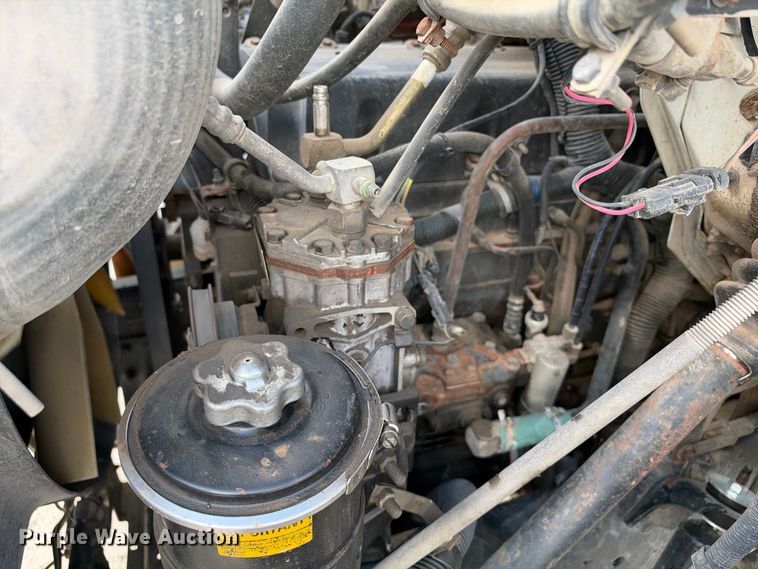 image for item FB8390 2000 International 8100 semi truck