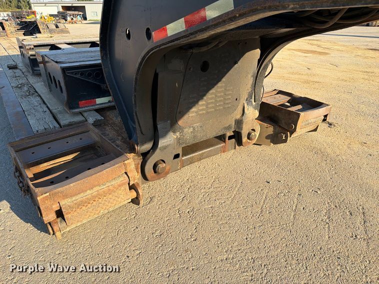 image for item FC3400 2013 Etnyre RTN55TD3-R4/5A-RA lowboy equipment trailer