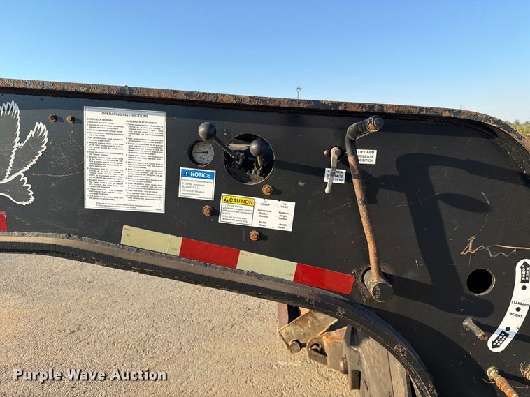 image for item FC3400 2013 Etnyre RTN55TD3-R4/5A-RA lowboy equipment trailer