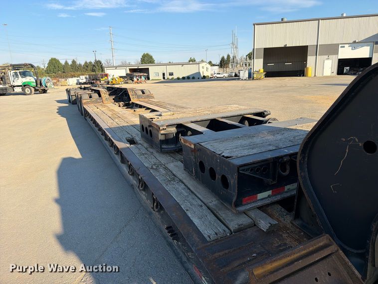 image for item FC3400 2013 Etnyre RTN55TD3-R4/5A-RA lowboy equipment trailer