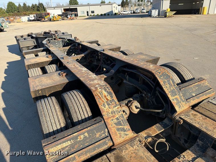 image for item FC3400 2013 Etnyre RTN55TD3-R4/5A-RA lowboy equipment trailer
