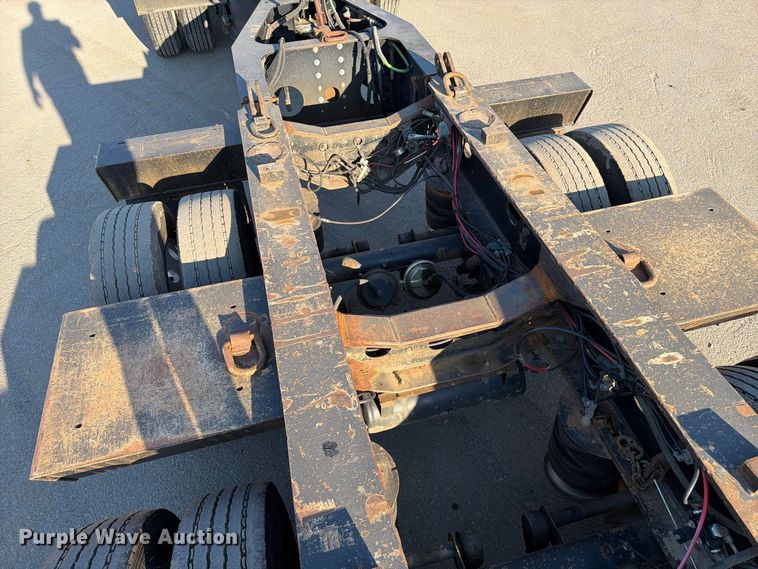 image for item FC3400 2013 Etnyre RTN55TD3-R4/5A-RA lowboy equipment trailer