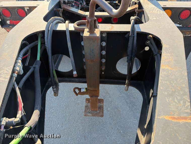 image for item FC3400 2013 Etnyre RTN55TD3-R4/5A-RA lowboy equipment trailer