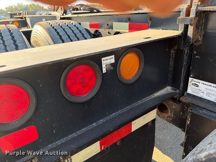 image for item FC3400 2013 Etnyre RTN55TD3-R4/5A-RA lowboy equipment trailer