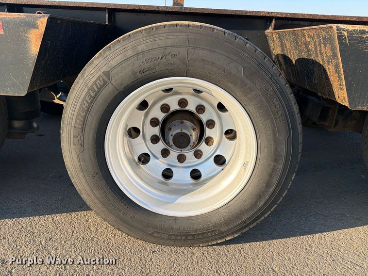 image for item FC3400 2013 Etnyre RTN55TD3-R4/5A-RA lowboy equipment trailer