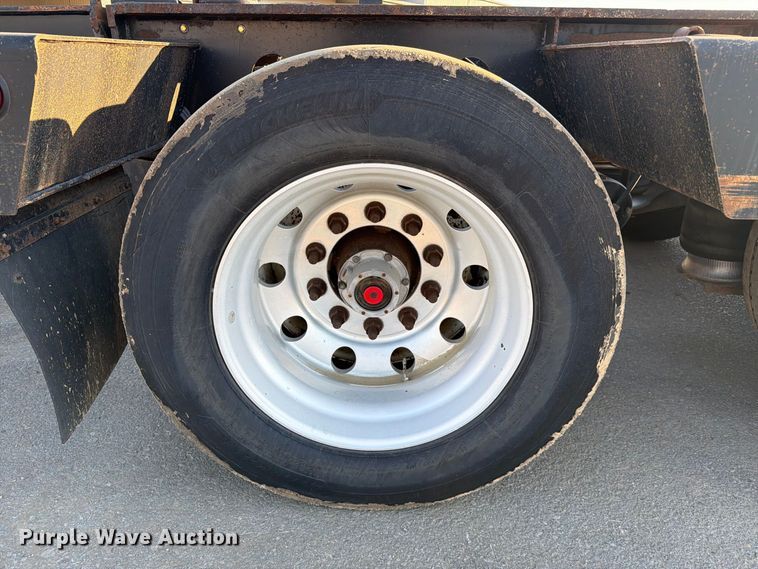 image for item FC3400 2013 Etnyre RTN55TD3-R4/5A-RA lowboy equipment trailer