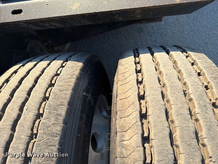 image for item FC3400 2013 Etnyre RTN55TD3-R4/5A-RA lowboy equipment trailer