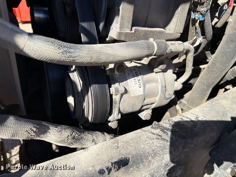 image for item FC3403 2007 Volvo Truck VHD roll-off container truck