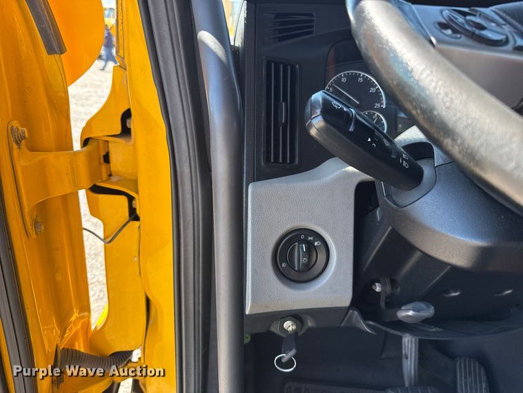 2021 Freightliner CASCADIA 126