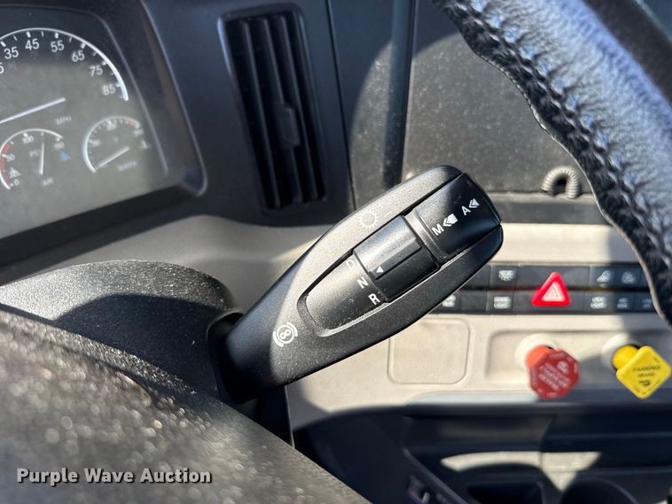 2021 Freightliner CASCADIA 126