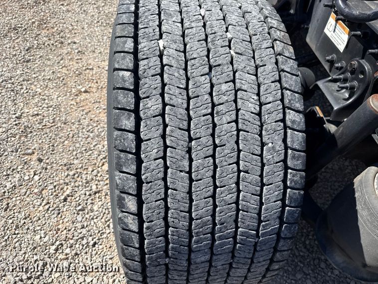 2021 Freightliner CASCADIA 126