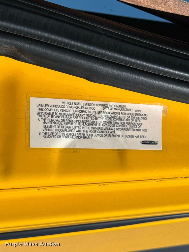 2021 Freightliner CASCADIA 126