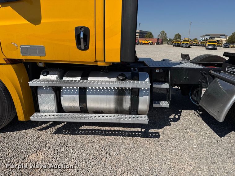 image for item FC4494 2023 Freightliner Cascadia 126 semi truck