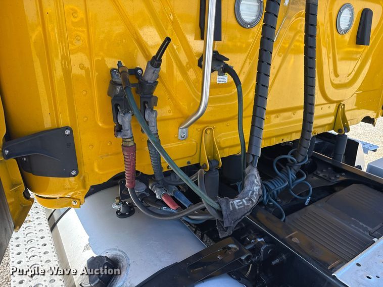 image for item FC4494 2023 Freightliner Cascadia 126 semi truck