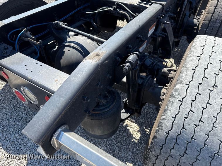 image for item FC4494 2023 Freightliner Cascadia 126 semi truck