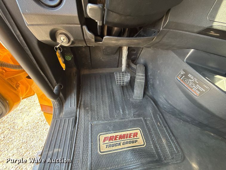 image for item FC4494 2023 Freightliner Cascadia 126 semi truck