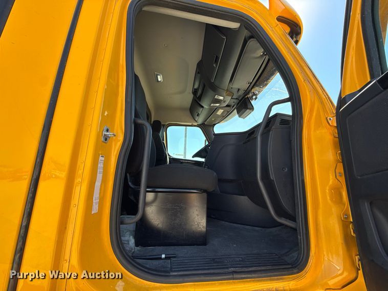 image for item FC4494 2023 Freightliner Cascadia 126 semi truck