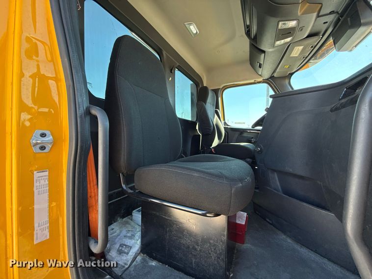 image for item FC4494 2023 Freightliner Cascadia 126 semi truck