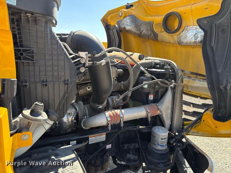 image for item FC4494 2023 Freightliner Cascadia 126 semi truck