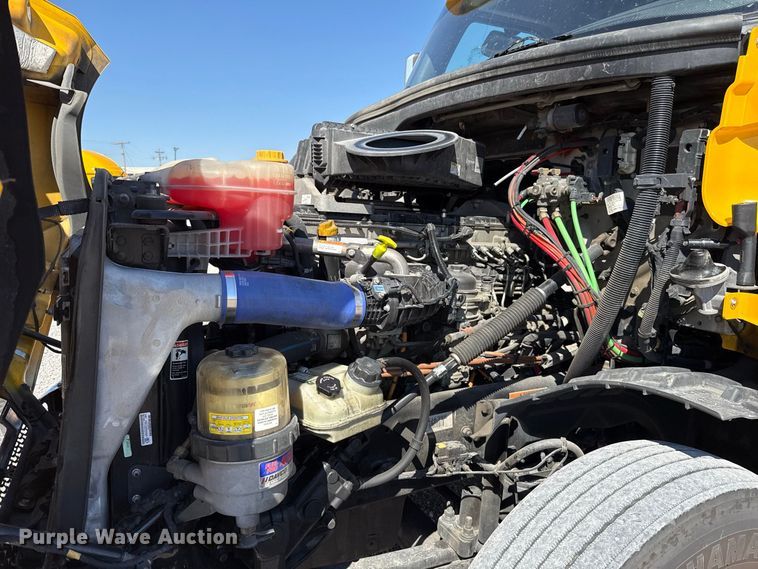 image for item FC4494 2023 Freightliner Cascadia 126 semi truck