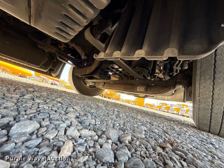image for item FC4495 2021 Freightliner Cascadia 126 semi truck