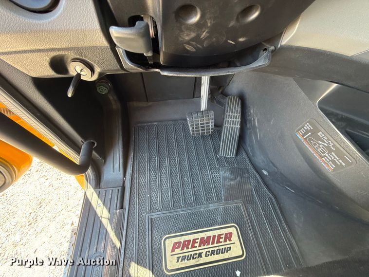 image for item FC4496 2022 Freightliner Cascadia 126 semi truck