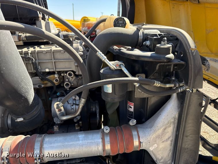 image for item FC4496 2022 Freightliner Cascadia 126 semi truck