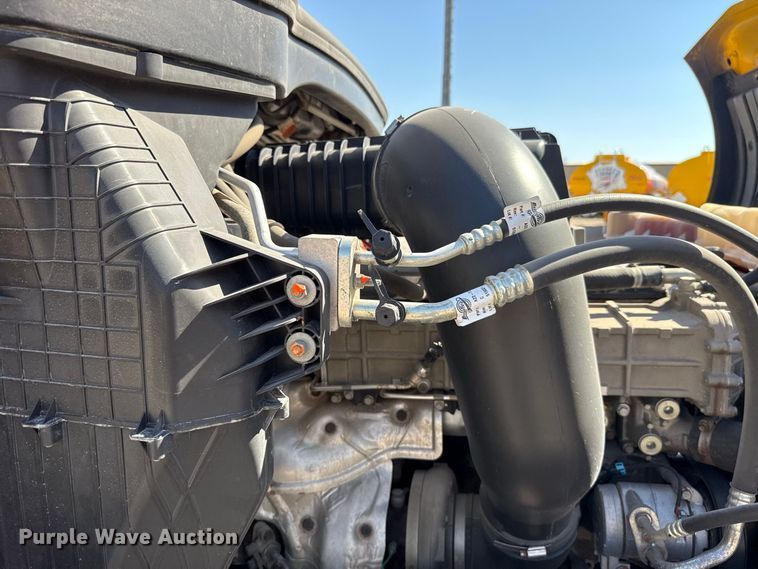 image for item FC4497 2022 Freightliner Cascadia 126 semi truck