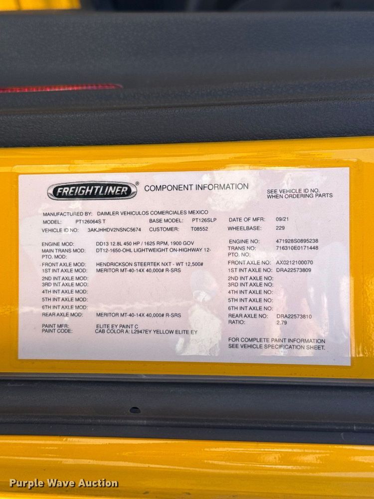 image for item FC4497 2022 Freightliner Cascadia 126 semi truck