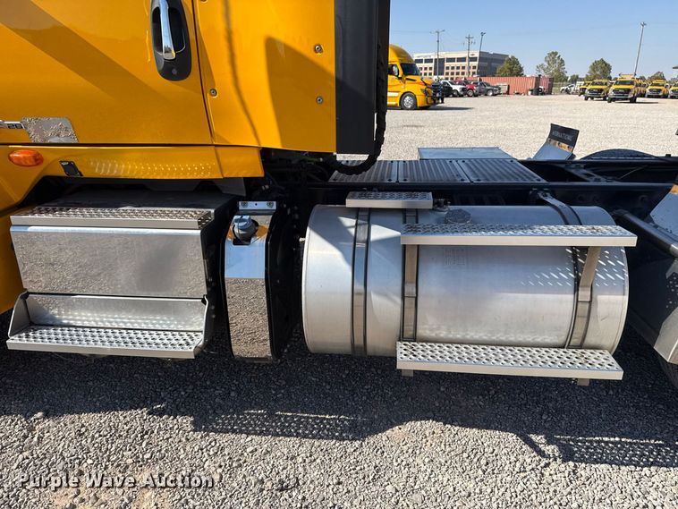 image for item FC4498 2023 International LT625 semi truck