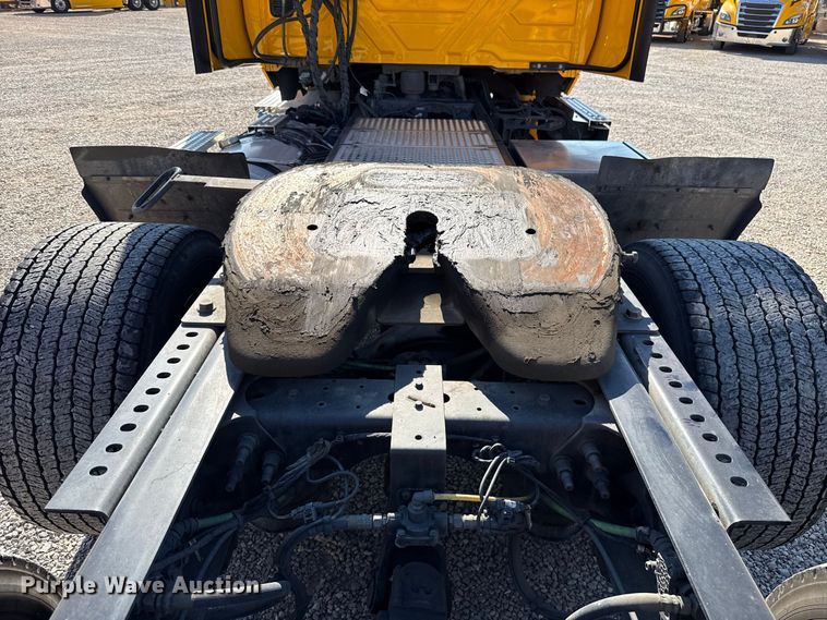 image for item FC4498 2023 International LT625 semi truck