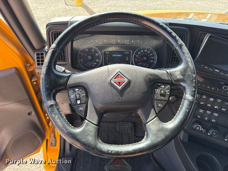 image for item FC4498 2023 International LT625 semi truck