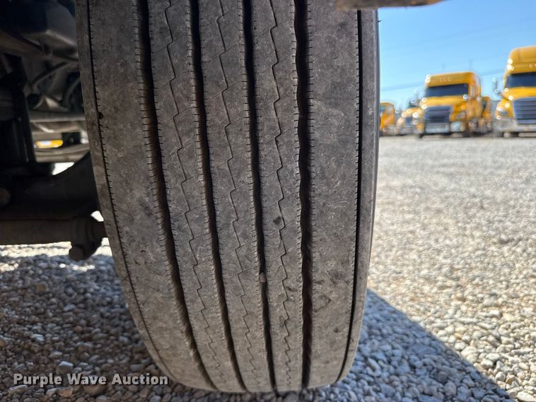 image for item FC4498 2023 International LT625 semi truck