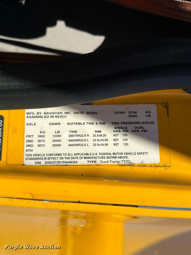 image for item FC4498 2023 International LT625 semi truck