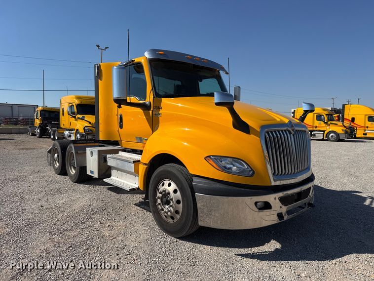 image for item FC4499 2023 International LT625 semi truck