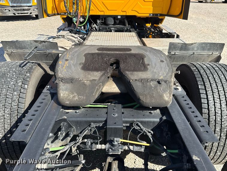 image for item FC4499 2023 International LT625 semi truck