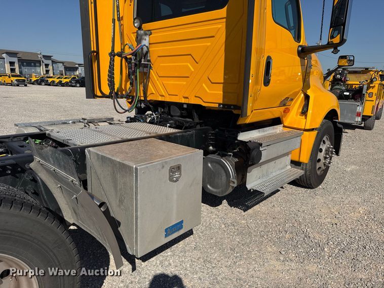 image for item FC4499 2023 International LT625 semi truck