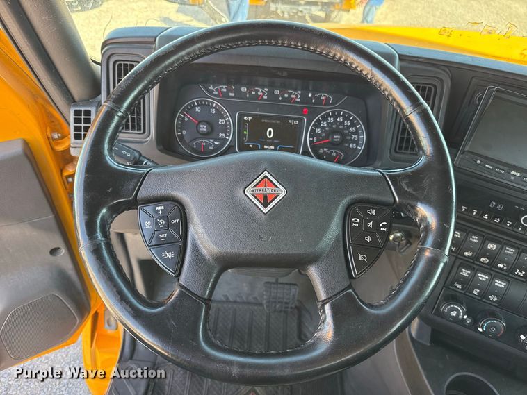image for item FC4499 2023 International LT625 semi truck