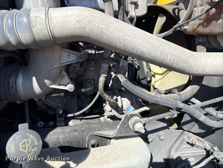 image for item FC4499 2023 International LT625 semi truck