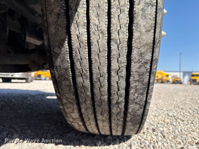 image for item FC4499 2023 International LT625 semi truck