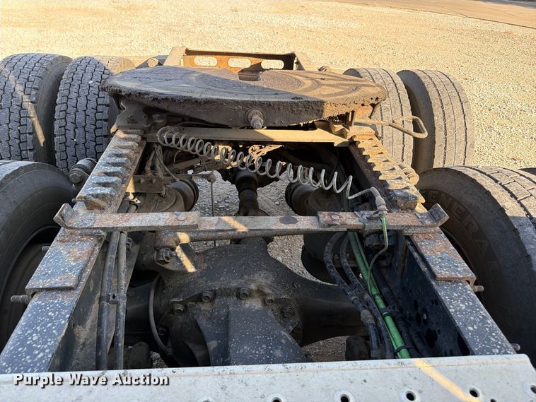 image for item FG2687 2019 Freightliner Cascadia semi truck
