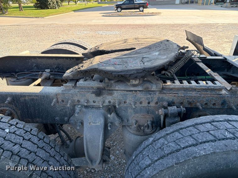 image for item FG2687 2019 Freightliner Cascadia semi truck