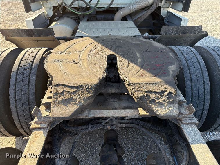 image for item FG2687 2019 Freightliner Cascadia semi truck