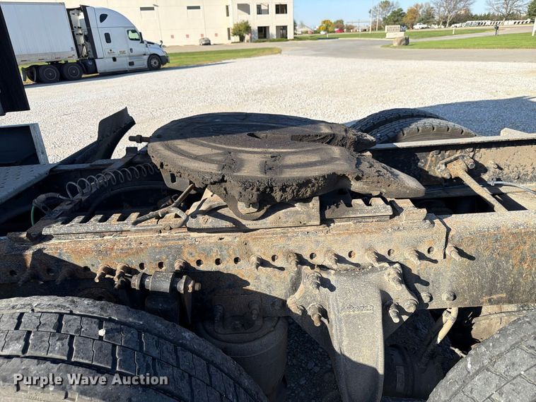 image for item FG2687 2019 Freightliner Cascadia semi truck