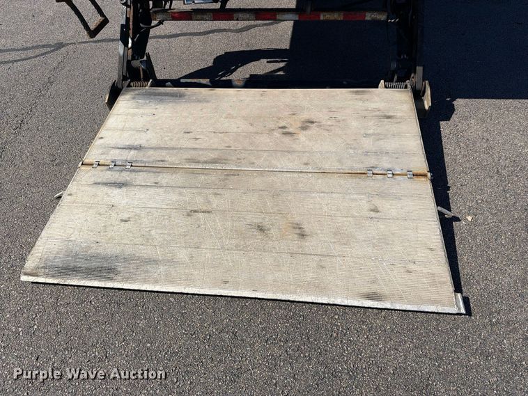 image for item FG3037 2017 Freightliner Business Class M2 Box Truck
