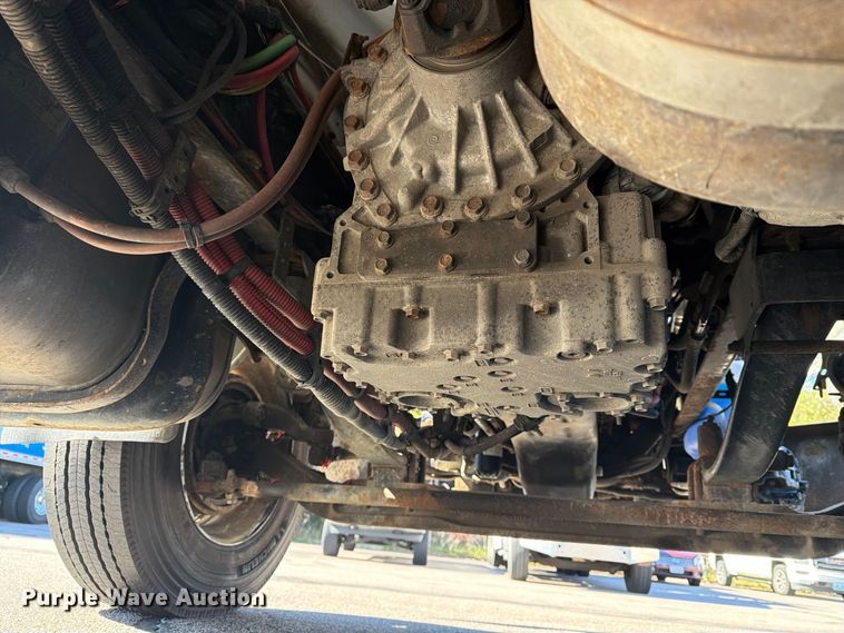 image for item FG3037 2017 Freightliner Business Class M2 Box Truck