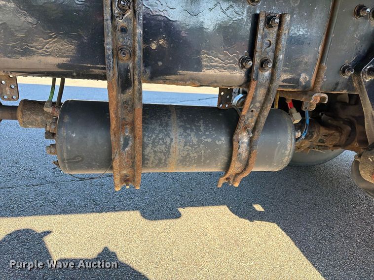 image for item FG3037 2017 Freightliner Business Class M2 Box Truck