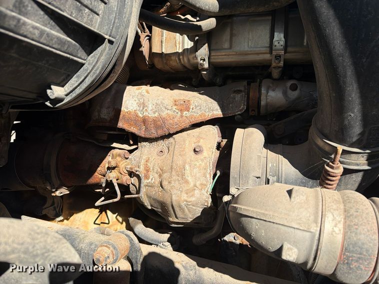 image for item FG3047 2014 Freightliner Cascadia semi truck