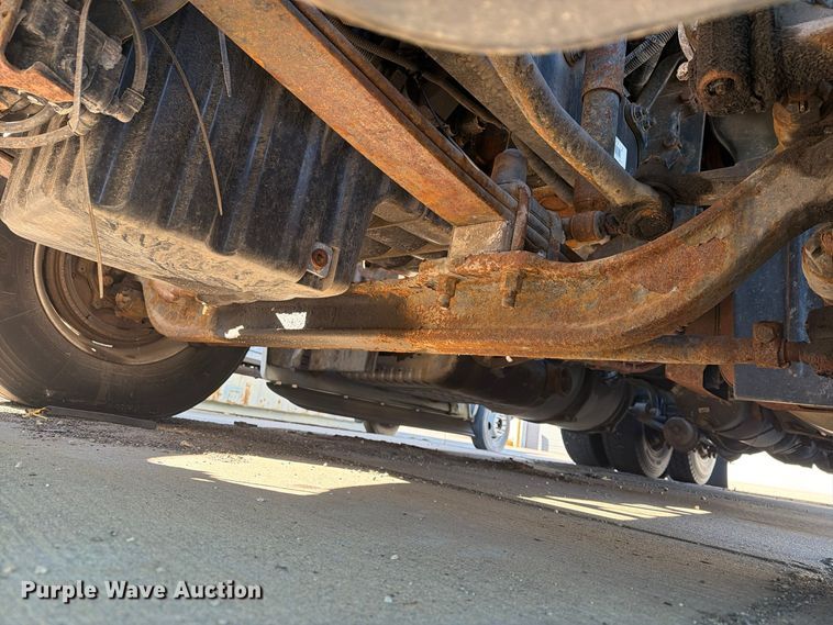image for item FG3047 2014 Freightliner Cascadia semi truck