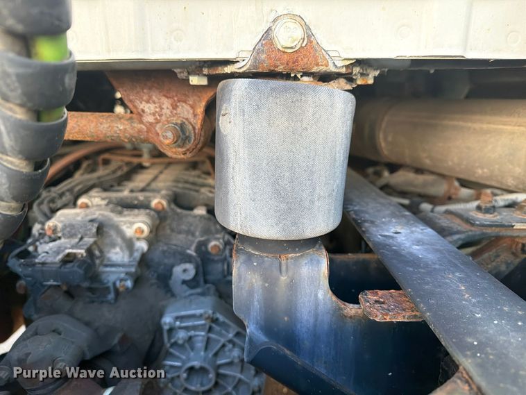 image for item FG3047 2014 Freightliner Cascadia semi truck